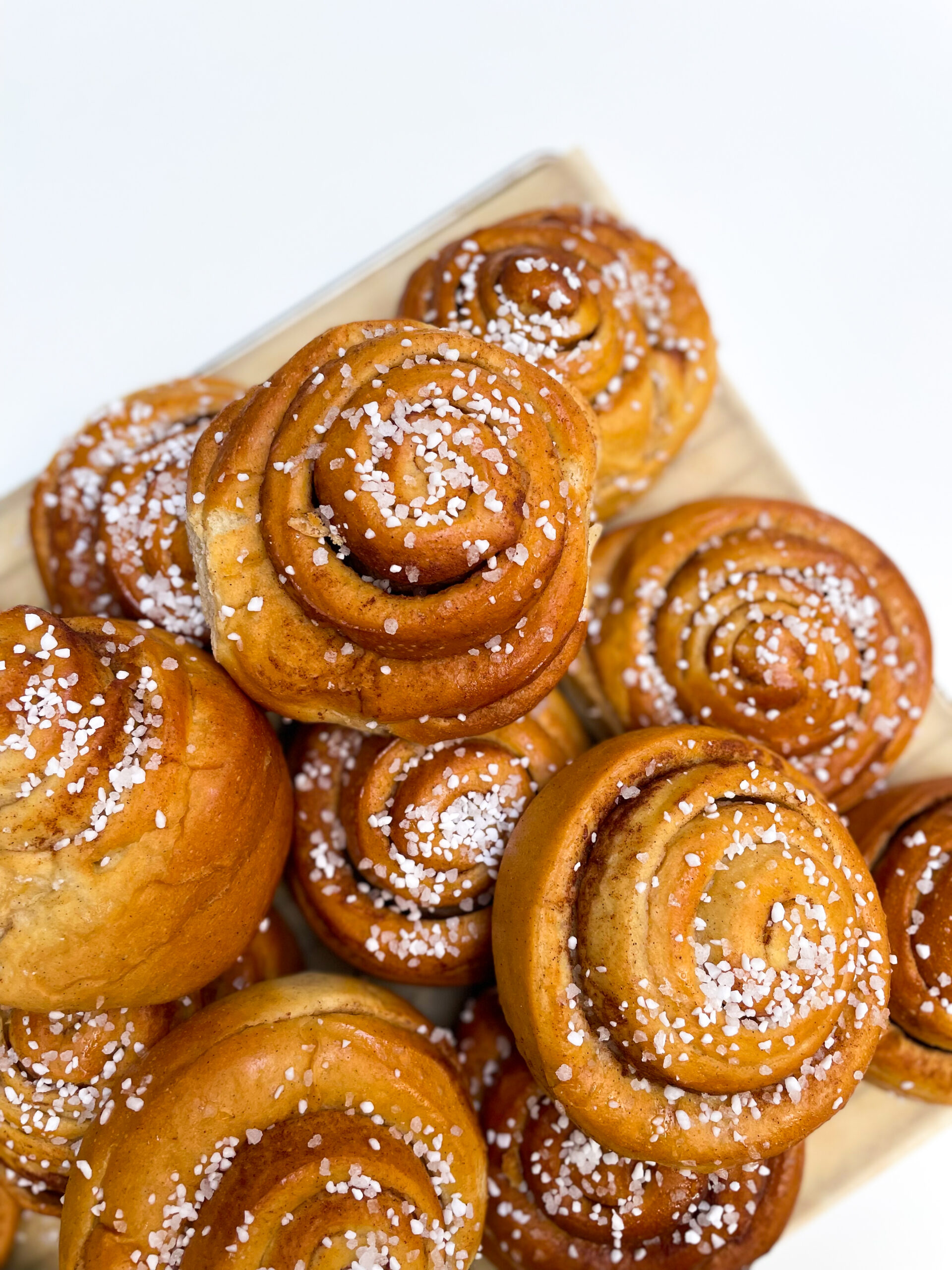 Kanelbulle cinnamon roll maison chez Suzzi Kafe