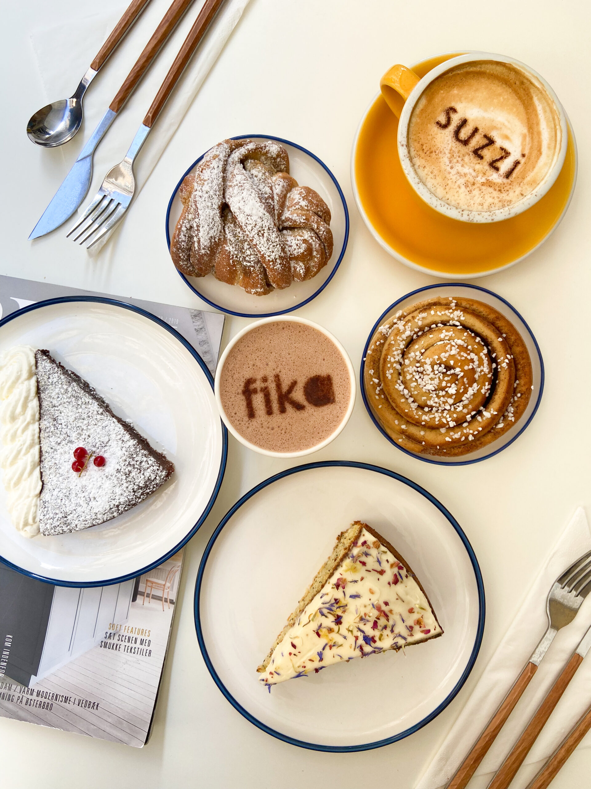 Boisson chaude servie chez Suzzi Kafe à Bordeaux